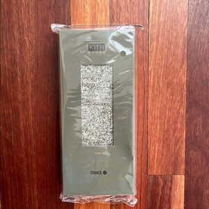 KITH STANCE olive green socks men’s large